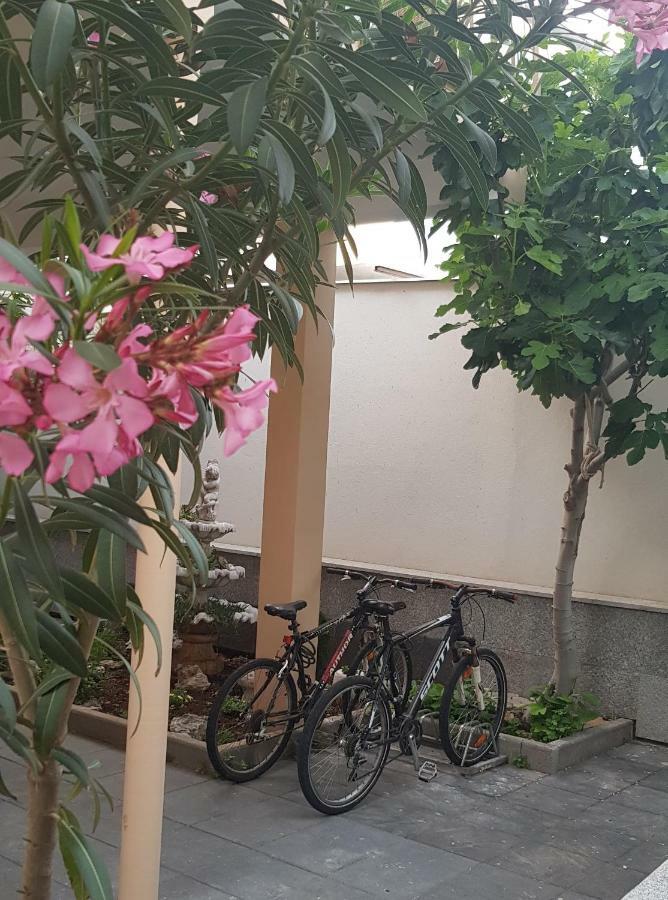 Apartment Bike Corner Задар Екстер'єр фото